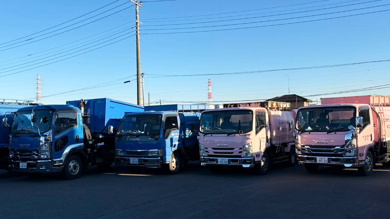 エコサービスの事業紹介｜廃棄物処理のパッカー車